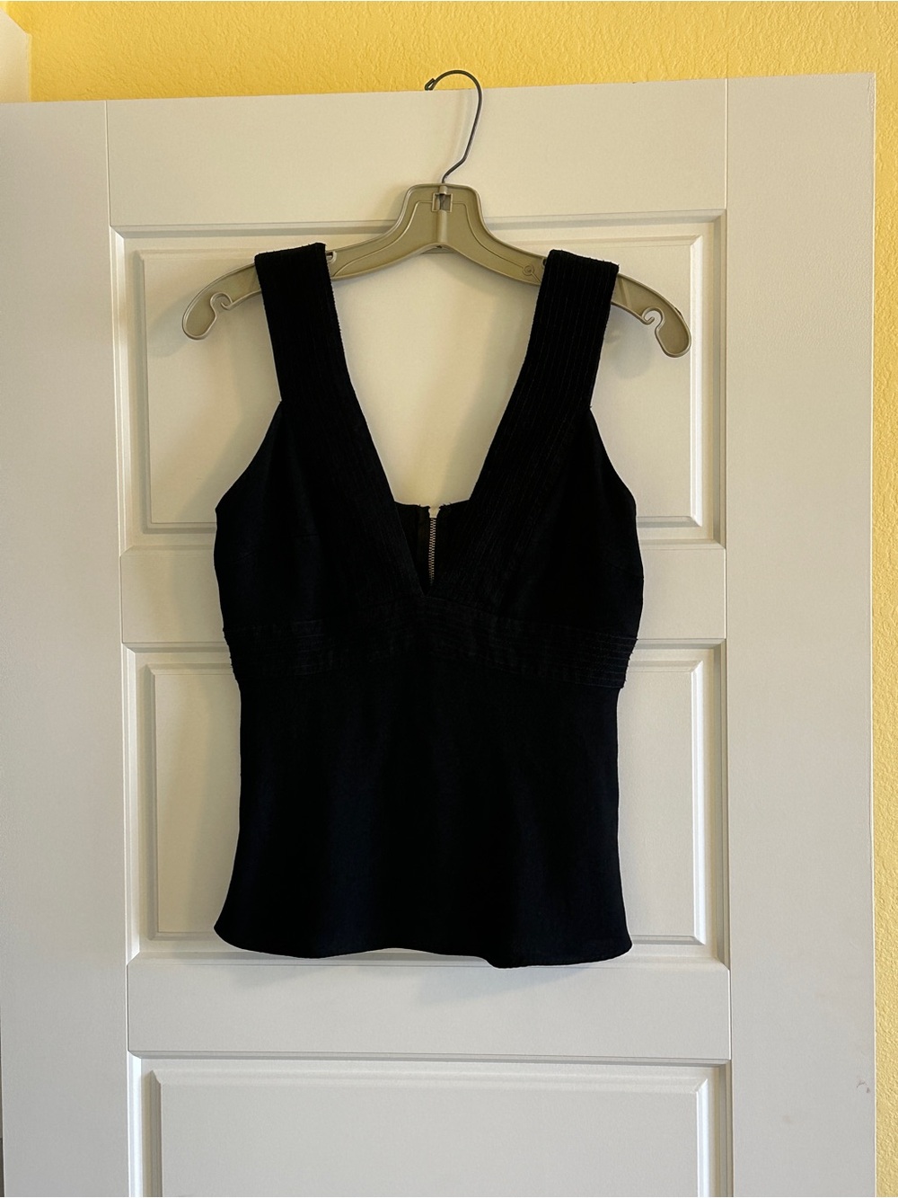 Women's Black Deep V-Neck Sleeveless Blouse